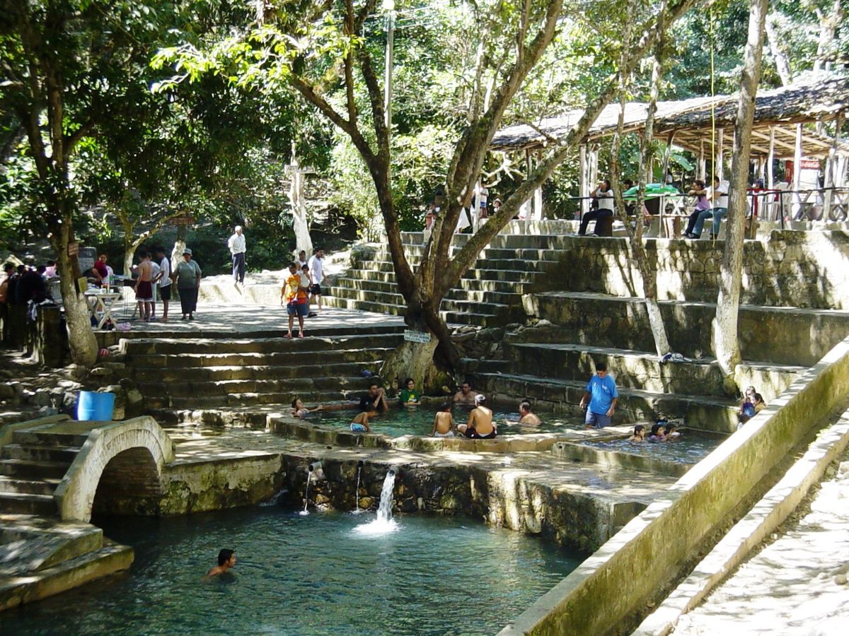 Aguas termales