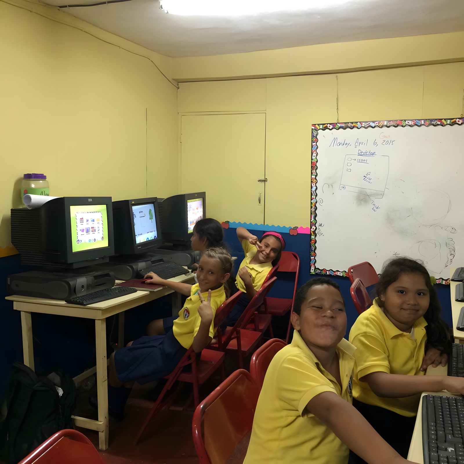 A Google volunteer brings technology closer to our students